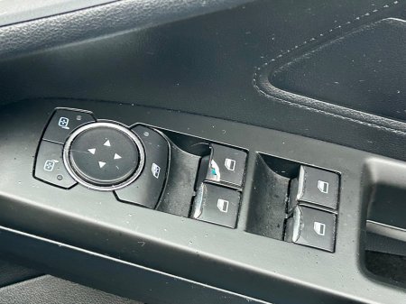 2018 Ford Focus - photo 18