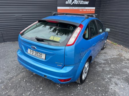 2011 Ford Focus - photo 4