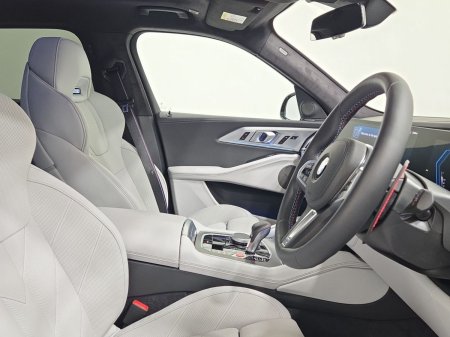 2026 BMW XM - photo 12