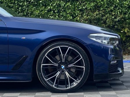 2017 BMW 5-Series - photo 9
