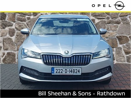 2022 Skoda Superb - photo 2