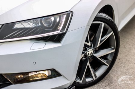 2017 Skoda Superb - photo 2
