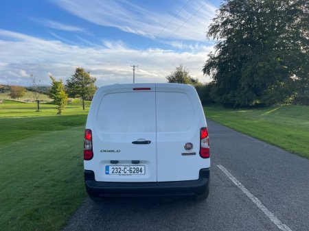 2023 Fiat Doblo - photo 4