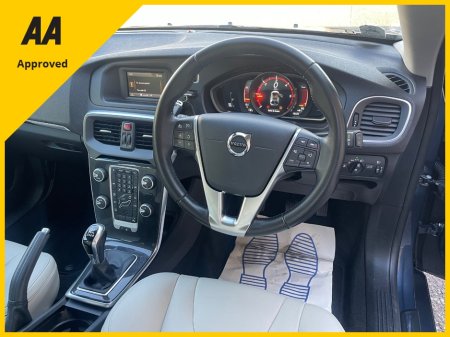 2017 Volvo V40 - photo 9