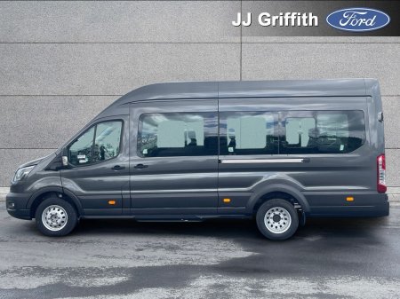 2026 Ford Transit Minibus - photo 3