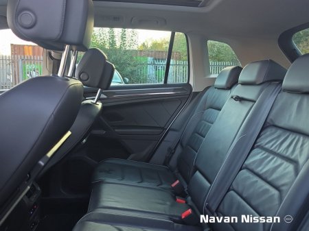 2020 Volkswagen Tiguan - photo 20