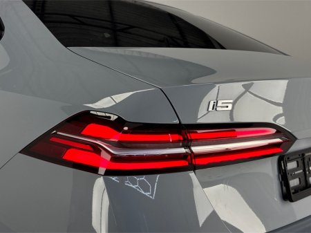 2024 BMW i5 - photo 10
