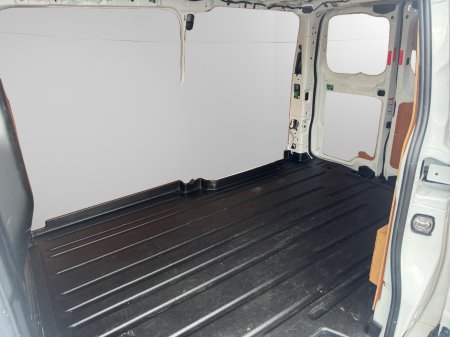 2024 Ford Transit Custom - photo 15