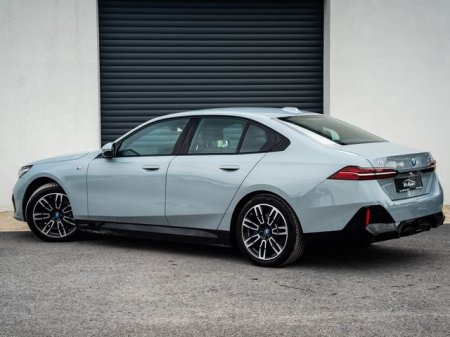 2024 BMW i5 - photo 17