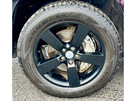 2025 Land Rover Defender - photo 33