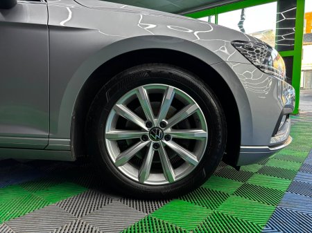 2022 Volkswagen Passat - photo 7