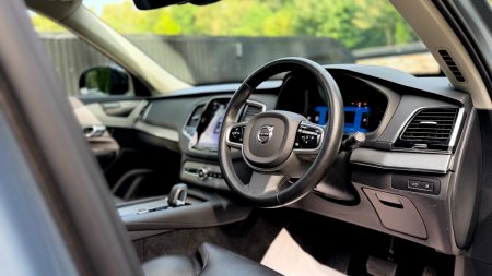 2022 Volvo XC90 - photo 8