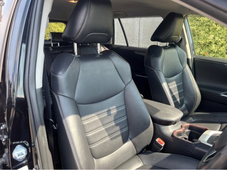 2021 Toyota RAV4 - photo 12