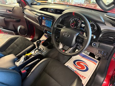 2026 Toyota Hilux - photo 9