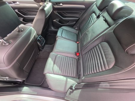2020 Volkswagen Passat - photo 12