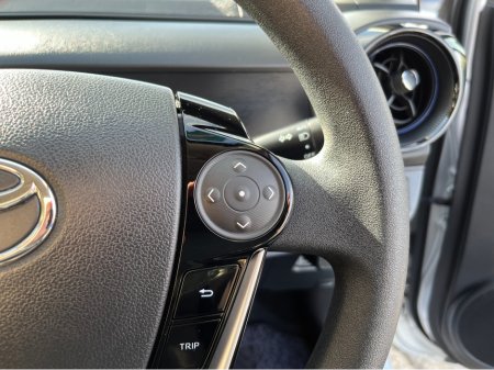 2020 Toyota Aqua - photo 22