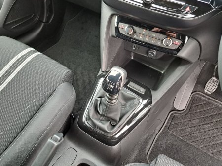 2027 Opel Corsa - photo 23