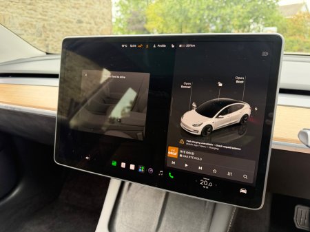 2022 Tesla Model 3 - photo 18