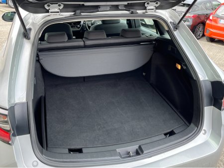 2023 Toyota Corolla - photo 8