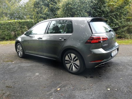 2020 Volkswagen Golf - photo 5