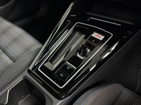2026 Volkswagen Golf - photo 20