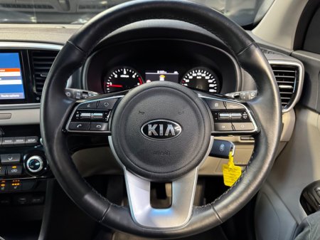 2021 Kia Sportage - photo 16
