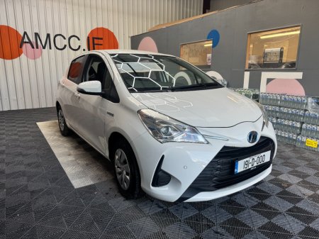 2019 Toyota Vitz 2019 TOYOTA VITZ HYBRID F 1.5 AUTOMATIC 70,000KM/ PARKING CAMERA/ CRUISE CONTROL