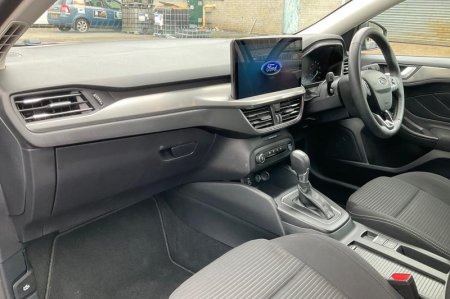 2025 Ford Focus - photo 18