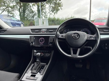 2017 Skoda Superb - photo 11