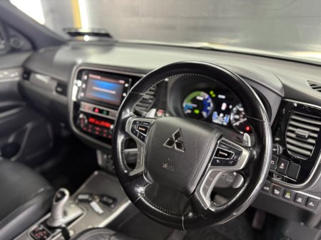 2019 Mitsubishi Outlander - photo 26