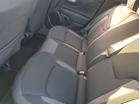 2024 Jeep Renegade - photo 25