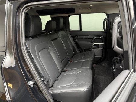 2022 Land Rover Defender - photo 12
