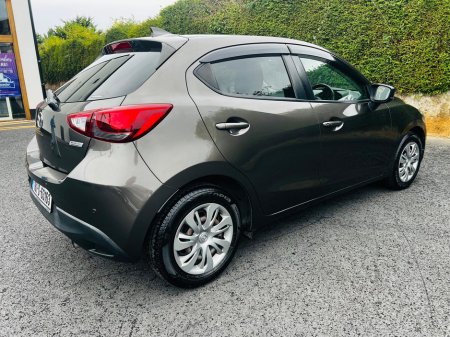 2018 Mazda Demio - photo 5