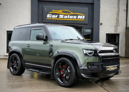 2025 Land Rover Defender - photo 9