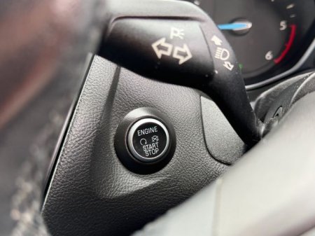 2017 Ford Focus - photo 16