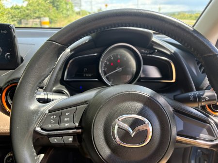 2017 Mazda Demio - photo 9