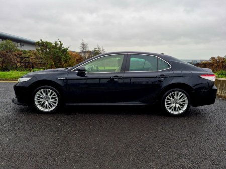 2020 Toyota Camry - photo 4