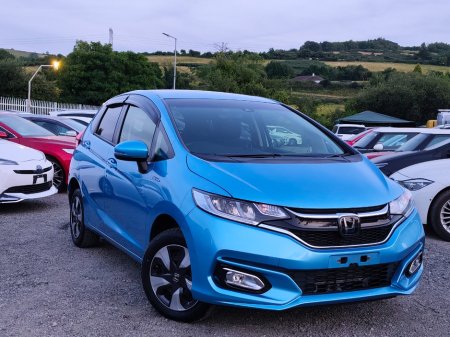 2017 Honda Fit 1.5L Petrol Hybrid 4WD - Cruise Control - High Specs (2168)