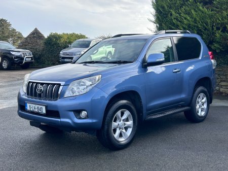 2011 Toyota Land Cruiser - photo 2