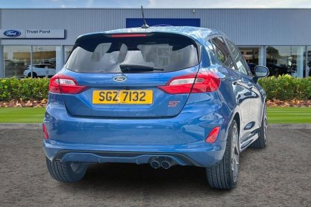2020 Ford Fiesta - photo 4