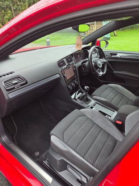 2019 Volkswagen Golf - photo 9