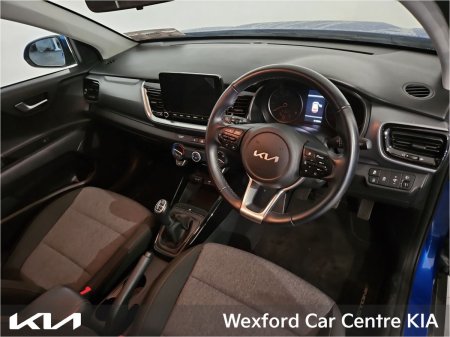 2024 Kia Stonic - photo 2