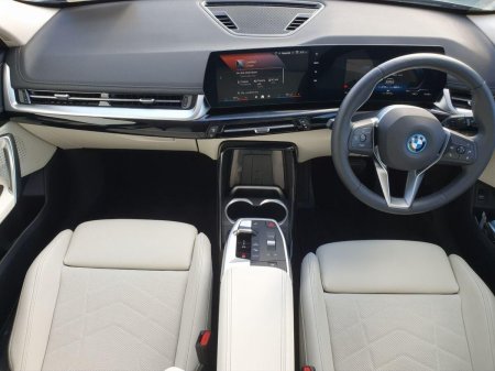 2026 BMW iX1 - photo 4