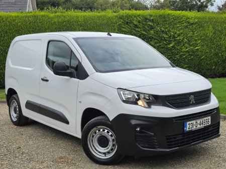 2023 Peugeot Partner
