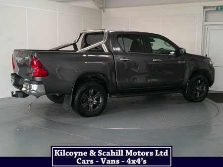 2021 Toyota Hilux - photo 7