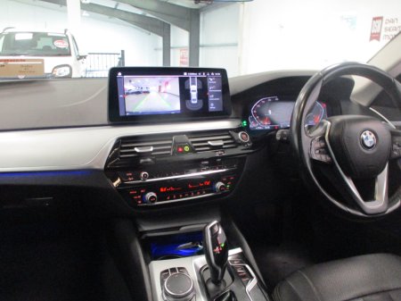 2023 BMW 5-Series - photo 13
