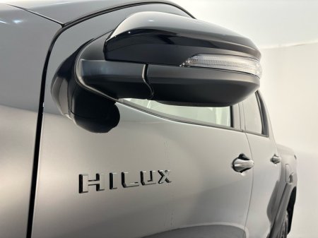 2027 Toyota Hilux - photo 19