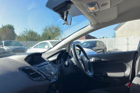 2017 Ford Fiesta - photo 18
