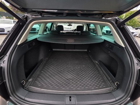 2018 Volkswagen Passat - photo 10