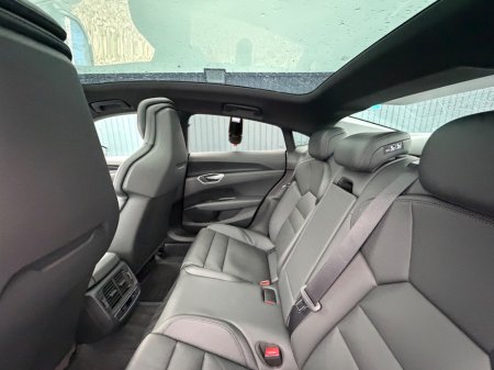 2022 Audi e-tron GT quattro - photo 42